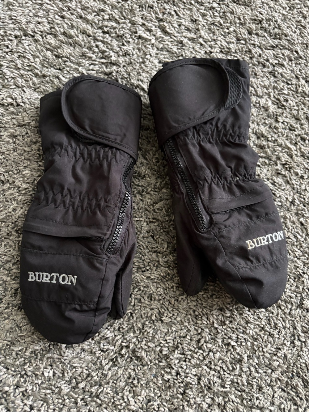 Burton Youth Black Snow Mittens